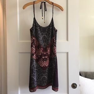 Socialite M mid thigh length dress; cute tie back